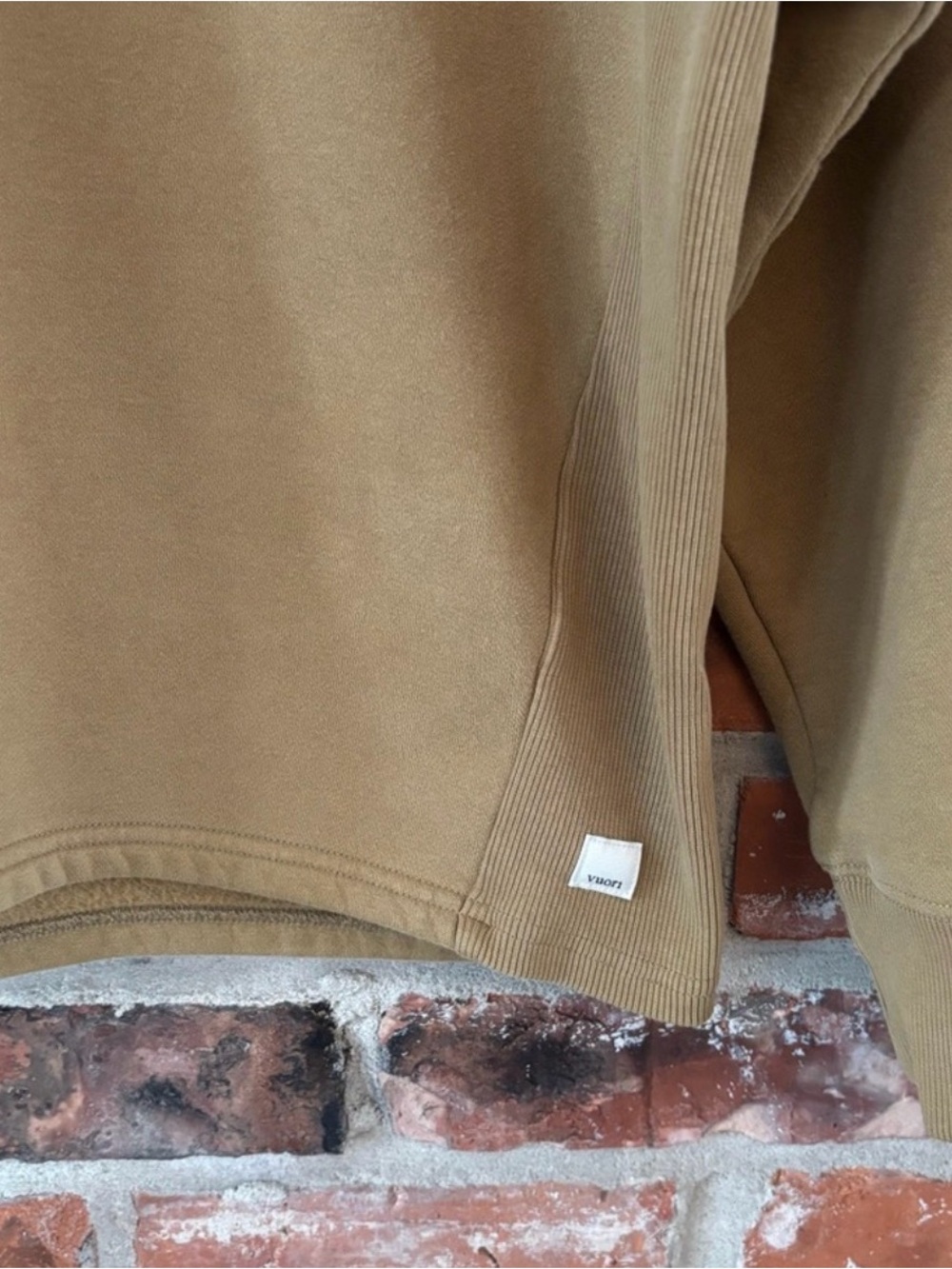 Vuori Tan Restore Oversized Crew Sweatshirt - Picture 2 of 4